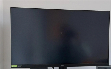 微软开年首更Bug太多了！Windows 11出新问题：电脑显示黑屏