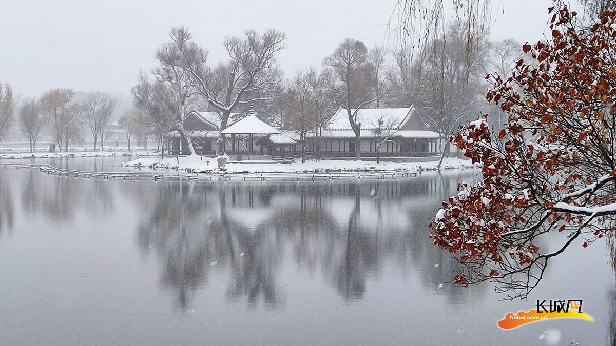 图片集丨入冬迎初雪 避暑山庄雪景上新啦