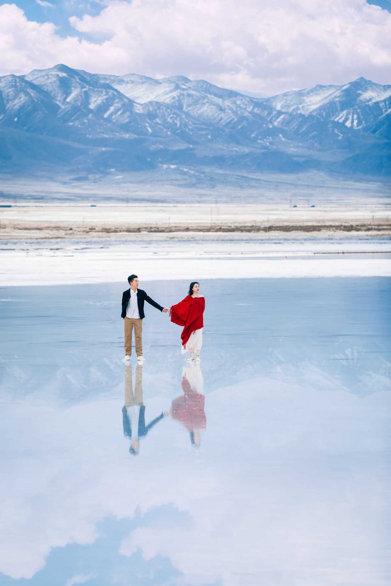 青海天空之镜茶卡盐湖婚纱摄影5条攻略,旅拍婚纱照美到怀疑人生