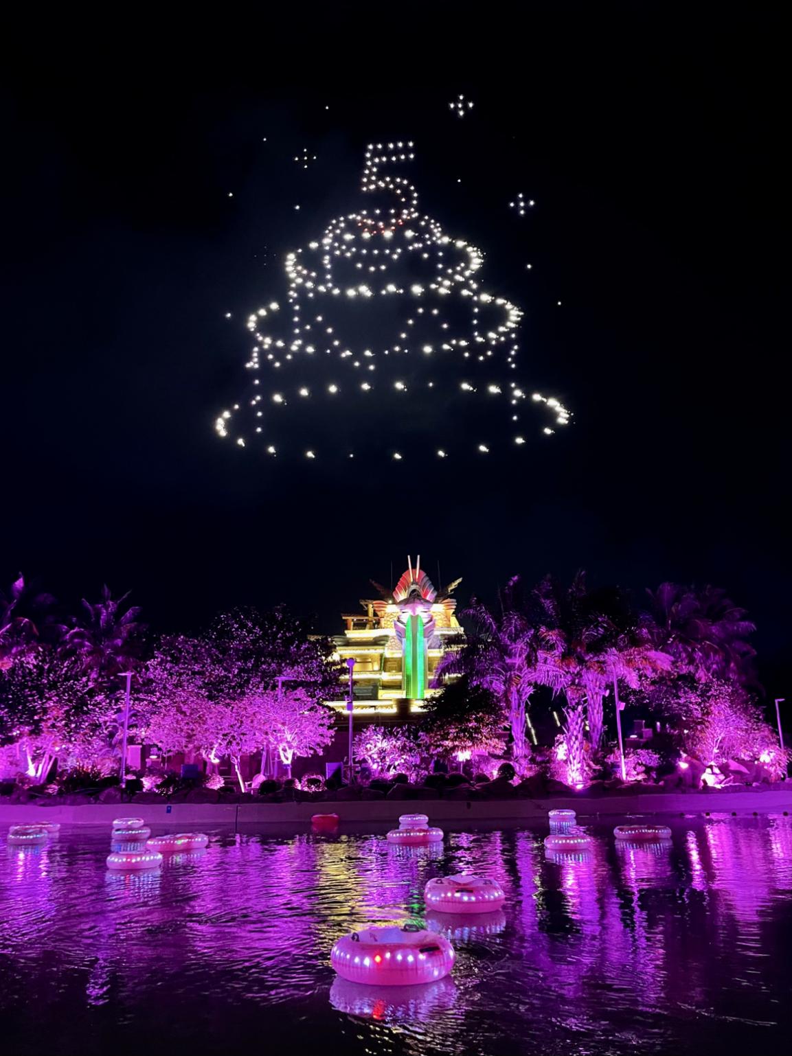 复星旅文·三亚亚特兰蒂斯五周年"粉色之夜"庆典绚烂启幕,揭开"新潮