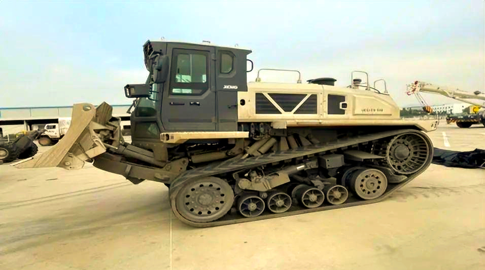 高速橡胶履带推士机:机动灵活,多样式转向的救援利器