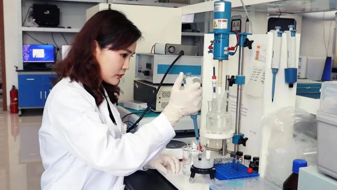 致敬科技工作者|余彦:为美好生活"充电"