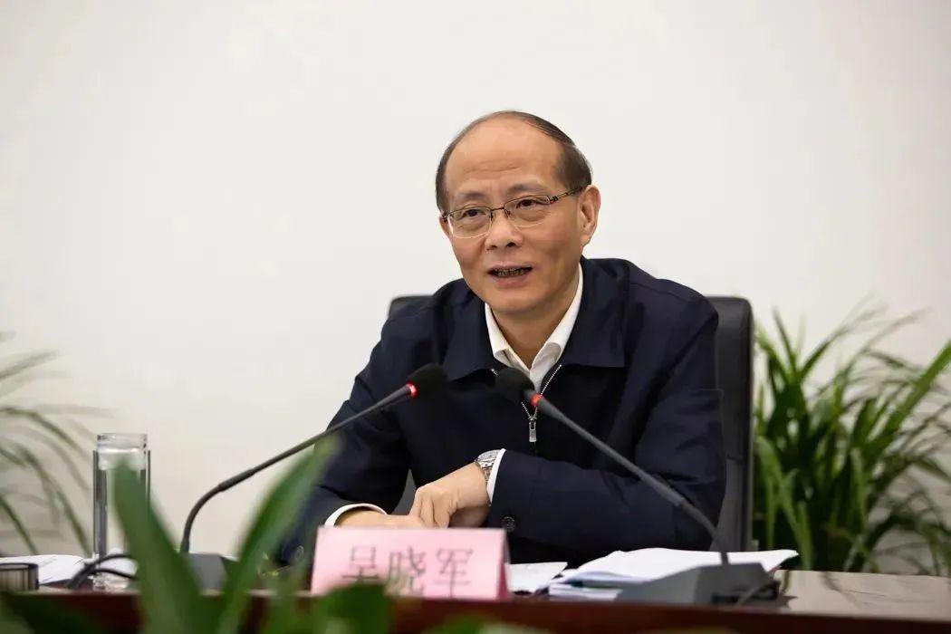 吴晓军任青海省代省长