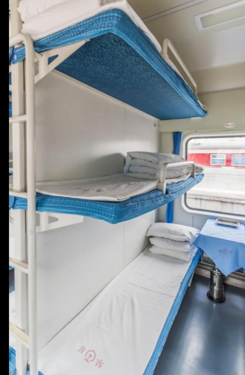 火车软卧有充电的地方吗?