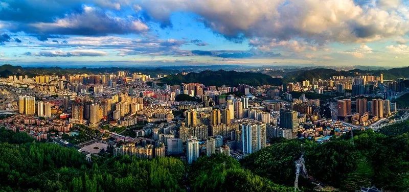 2023年1-6月遵义各地gdp表现,仁怀总量和增速均优异!