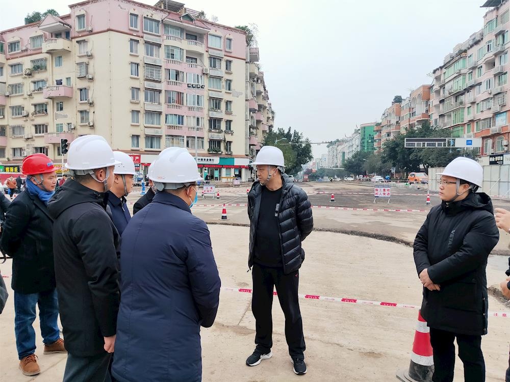 合江县委常委,常务副县长王晓谦带队开展"元旦"节前安全检查