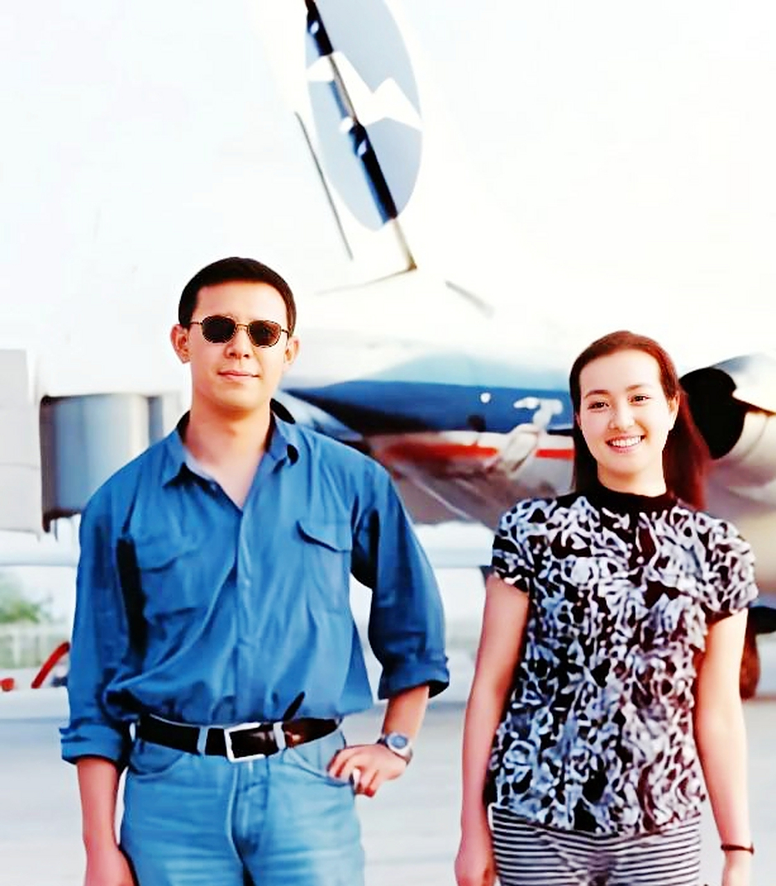 刘德华年轻帅气,李嘉欣腿长,身材惊人!