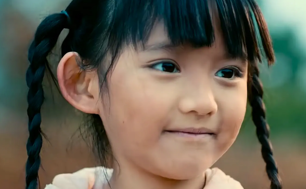 "我来过,我很乖",这是一个7岁孩子的墓志铭,她的名字叫张望