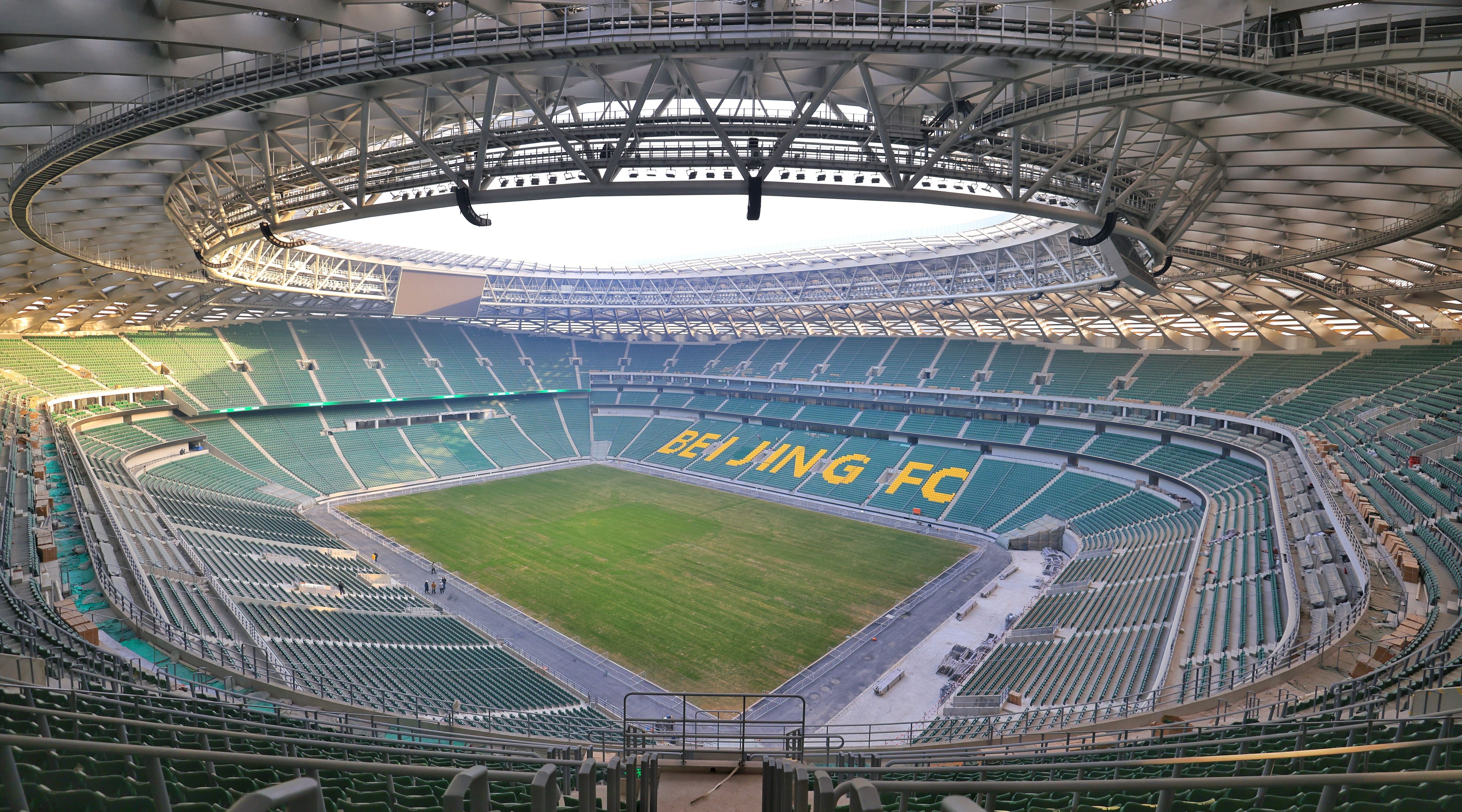 新工体回归——北京首座专业足球场施工完成