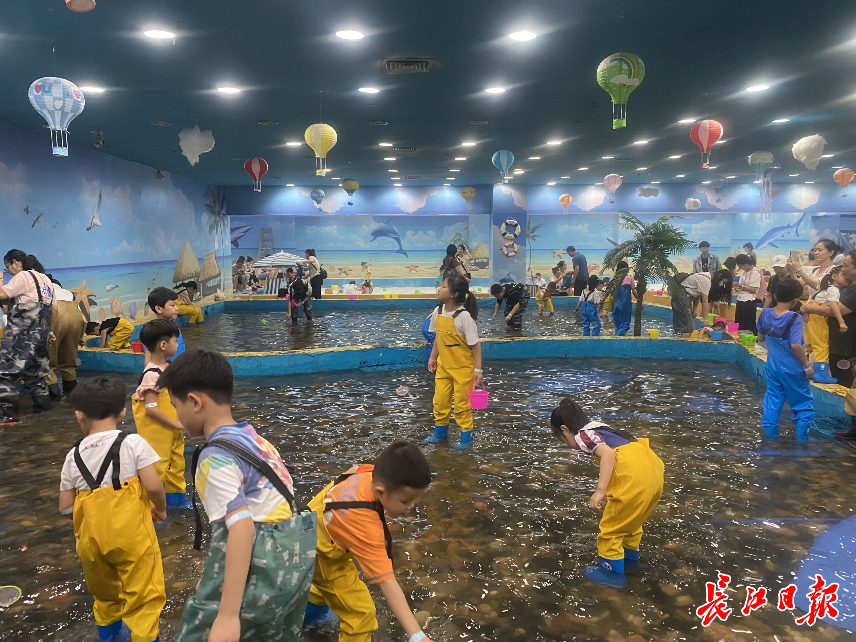 去商场"赶海",夏天这样玩水才畅快