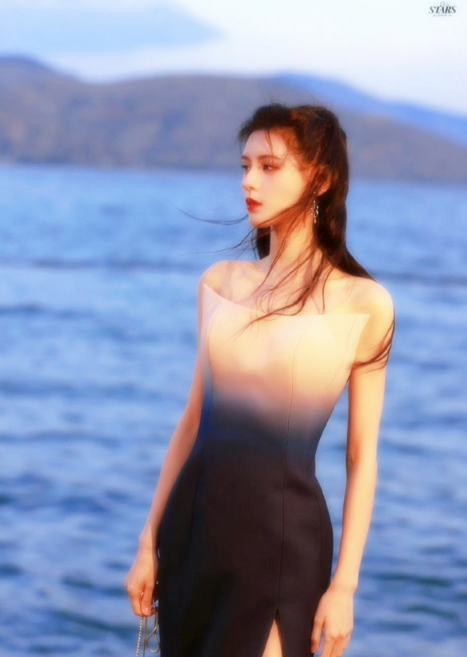 不过,媒体上的文章却让人有些不安,称:"张予曦没有按照酒量,社会还在