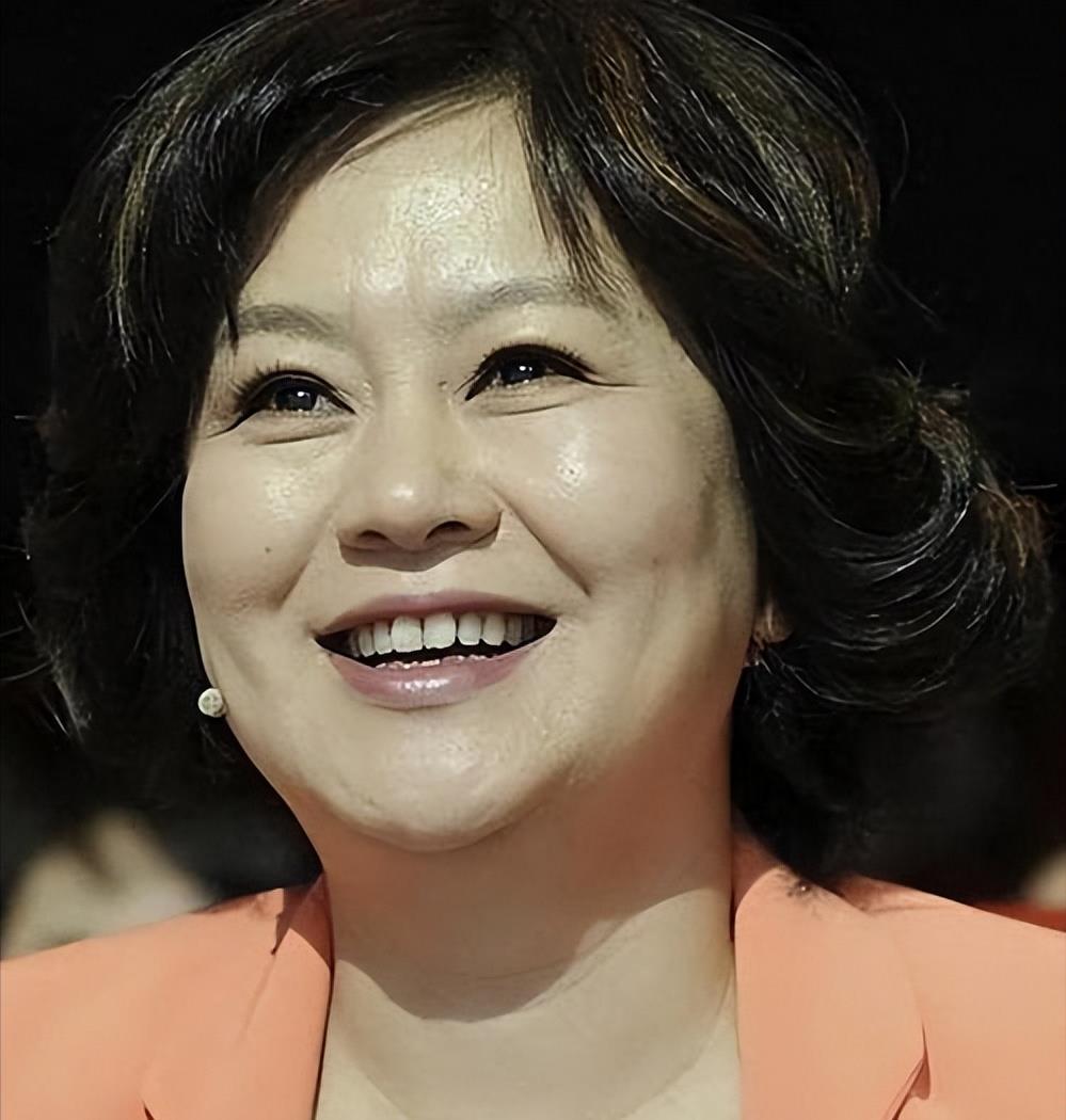 主持人鞠萍:我这辈子最正确的决定,就是43岁携子再婚嫁给了杨硕