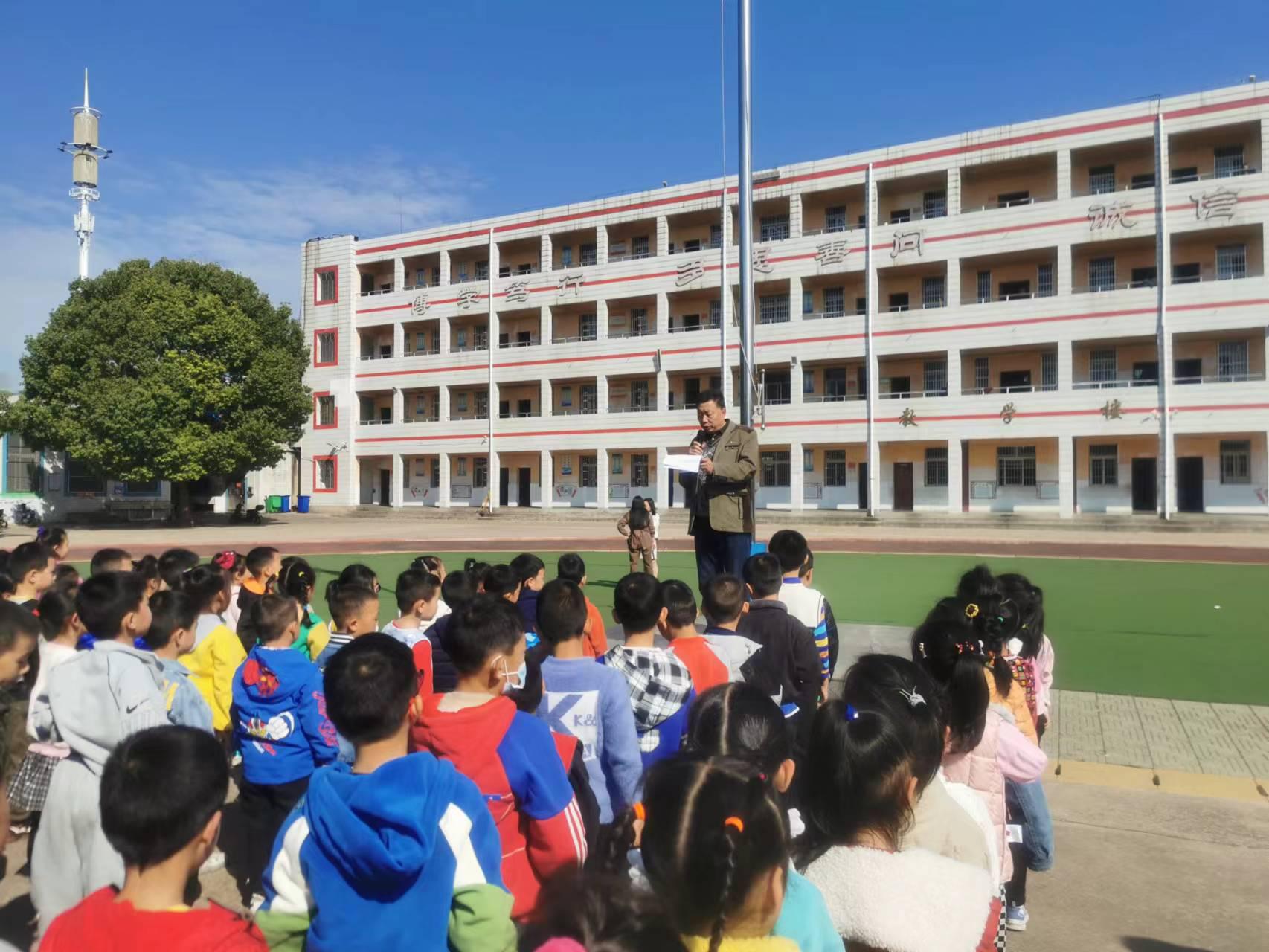 警钟长鸣安全"童"行——宋河镇小学开展应急疏散演练活动