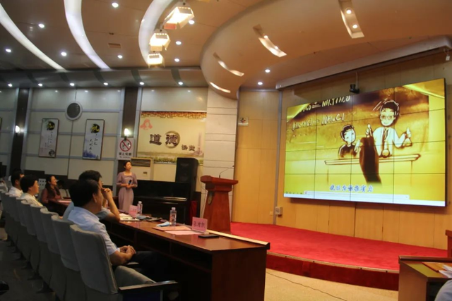 唐山市开滦第一中学举行庆祝第38个教师节大会