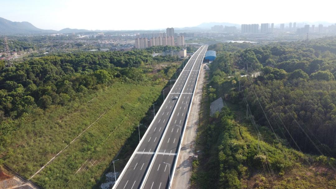 云桥钢骨!九江市首条高架桥快速路正式通车