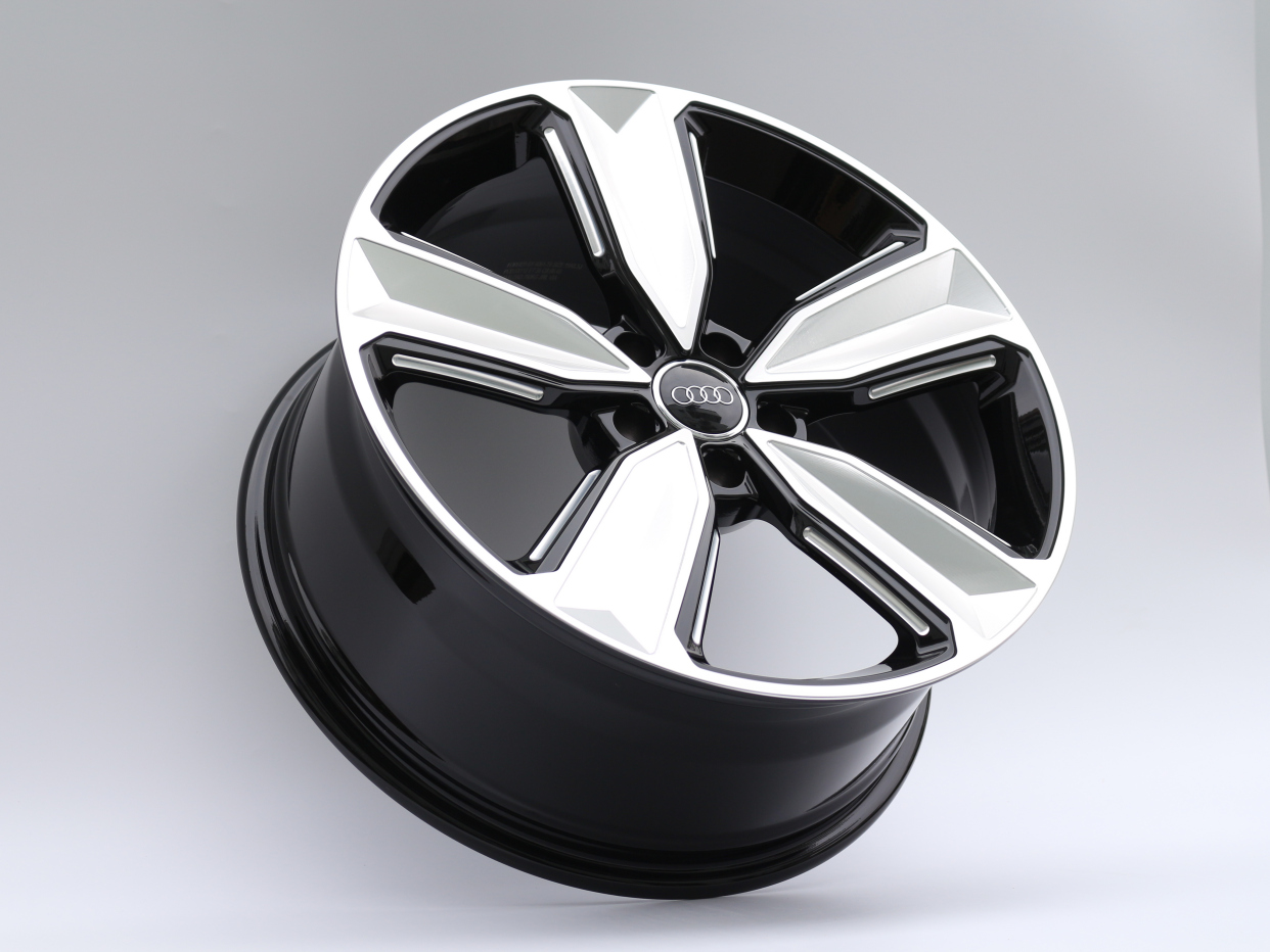 奥迪大宝剑经典款锻造轮毂