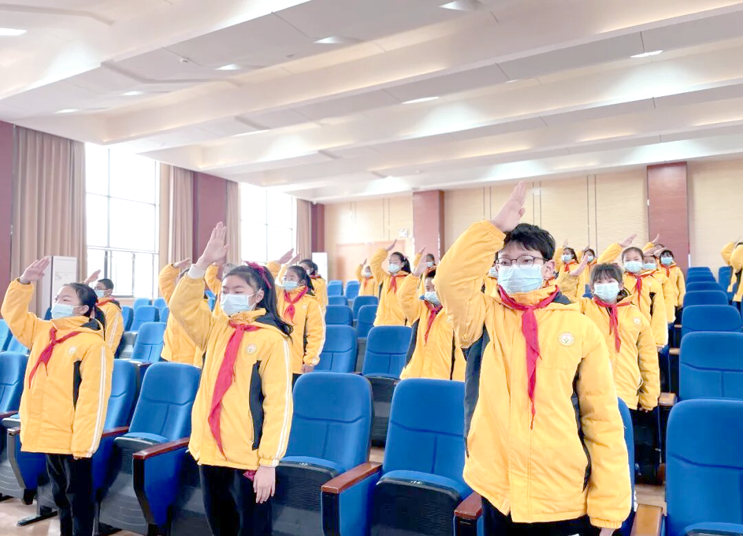 赣州市杨梅小学少代会:弘扬二十大精神,践行新时代使命