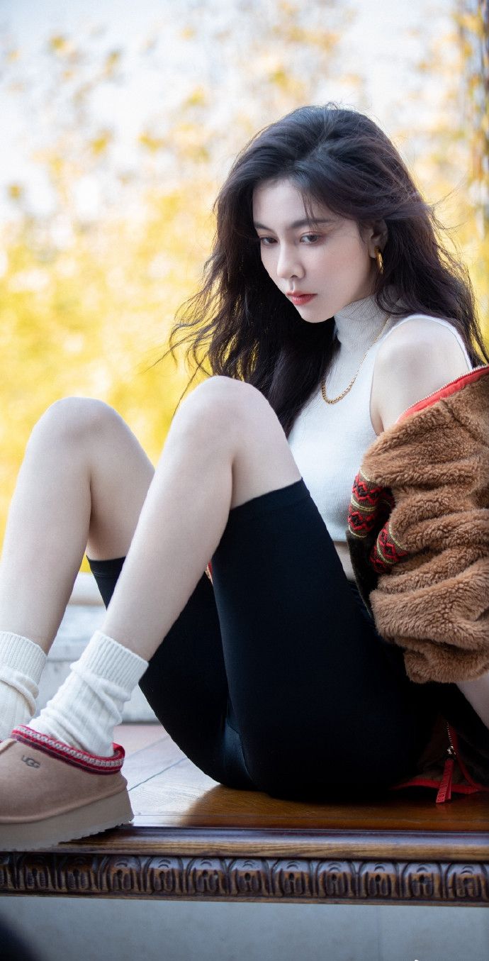 宋妍霏时尚写真壁纸