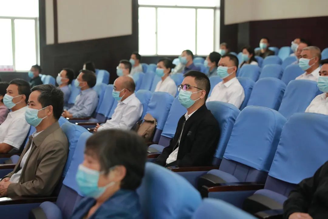 被控受贿570余万元!郑礼顺受贿案一审开庭