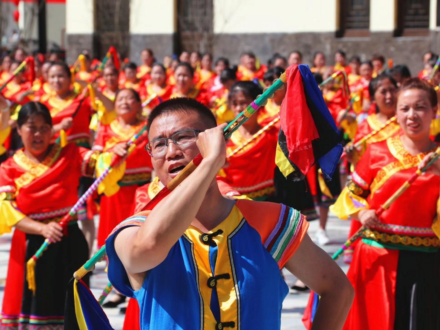 我们的节日·口述民俗丨四川宣汉的巴人钱棍舞 从古代巴国舞进新时代