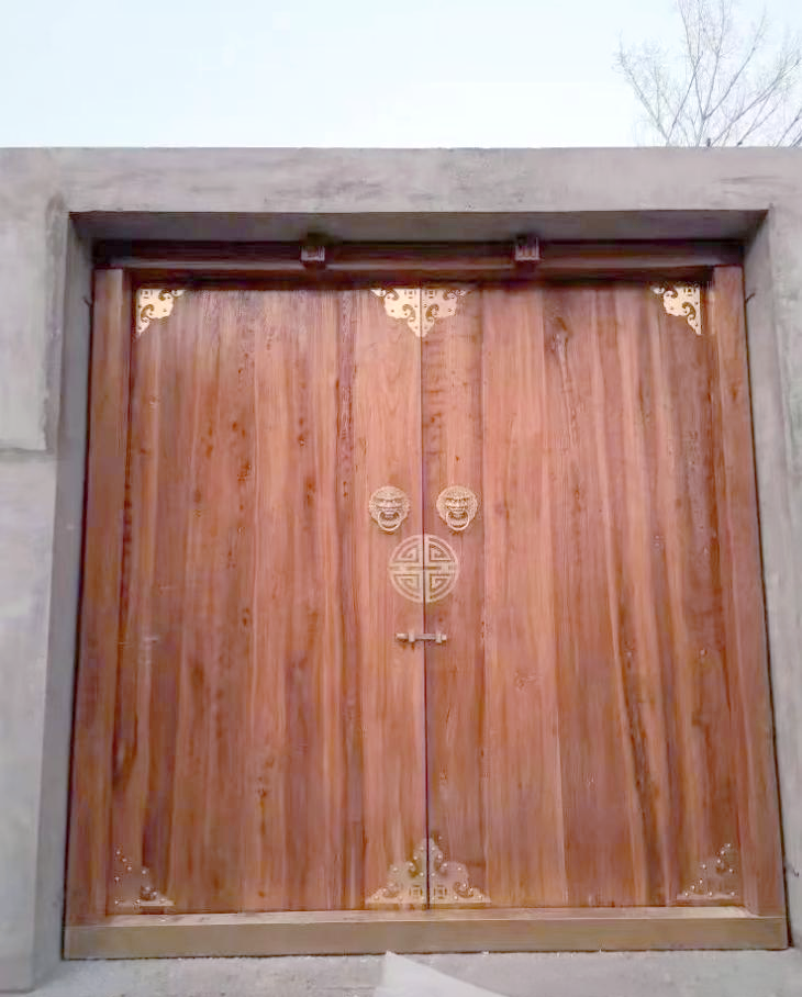 防腐木庭院大门:别墅与四合院理想选择