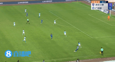 中超武汉三镇对阵广州城比赛结果_谢鹏飞戴维森进球时刻_中超-宋文杰传射吉列尔梅双响 广州城4-1河北