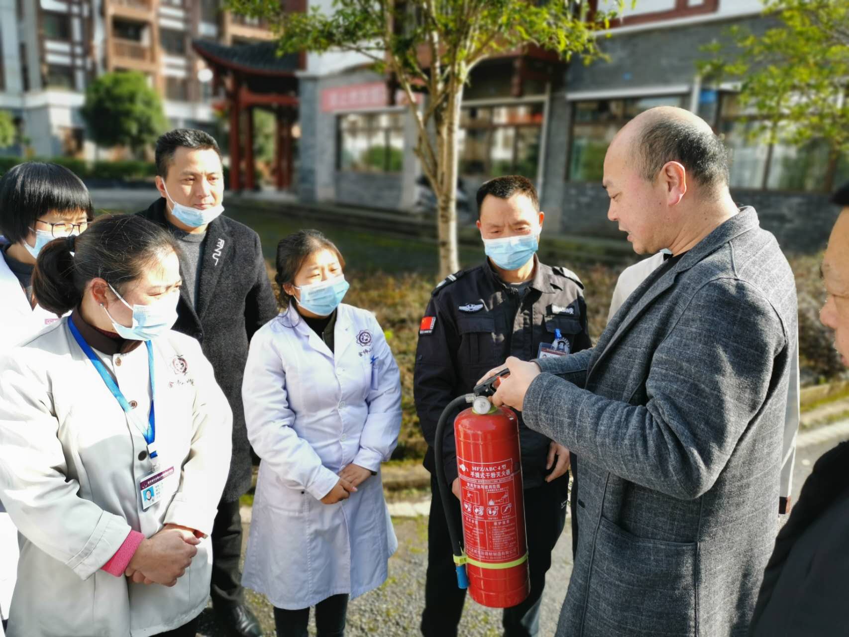 重庆南川金佛山中医院举行2021年度119消防安全应急演练活动