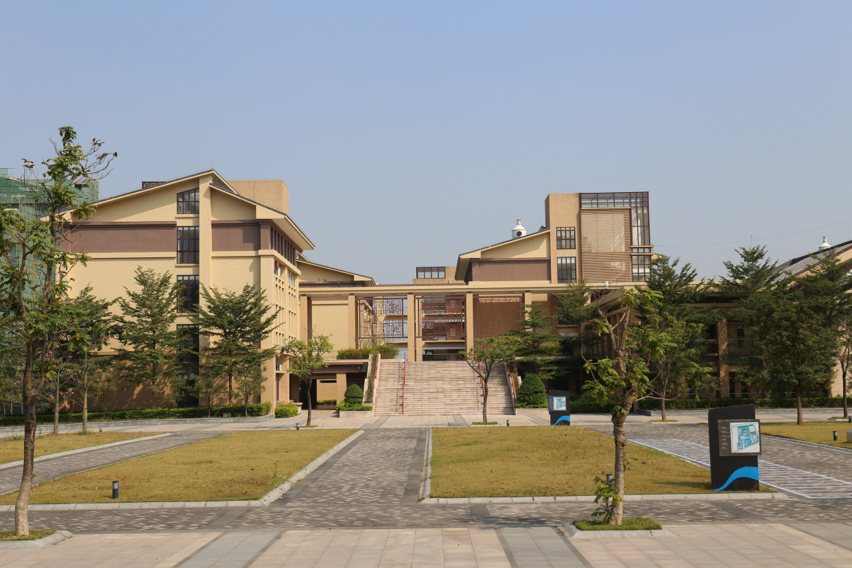 暨南大学国际本科雅思托福有要求吗