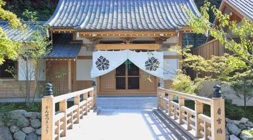 日本第一大剎,卻認浙江天童寺為祖庭,廟中連洗手間都供奉有佛像