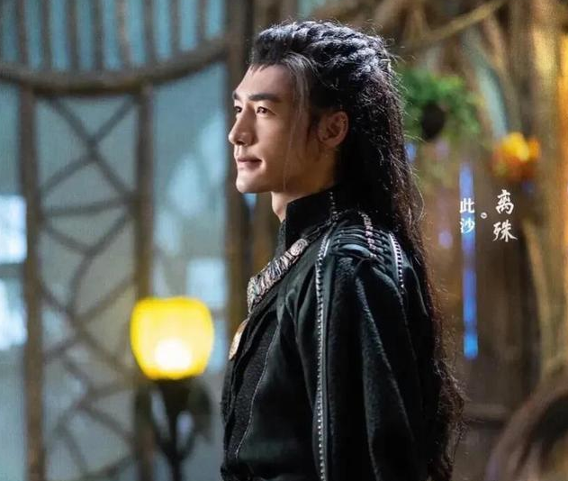 新版射雕郭靖黄蓉造型曝光,男主角似金城武,女主角像陈都灵