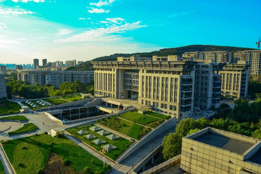 寻找山东最美大学校园|济南大学许晴晴《最美济大》