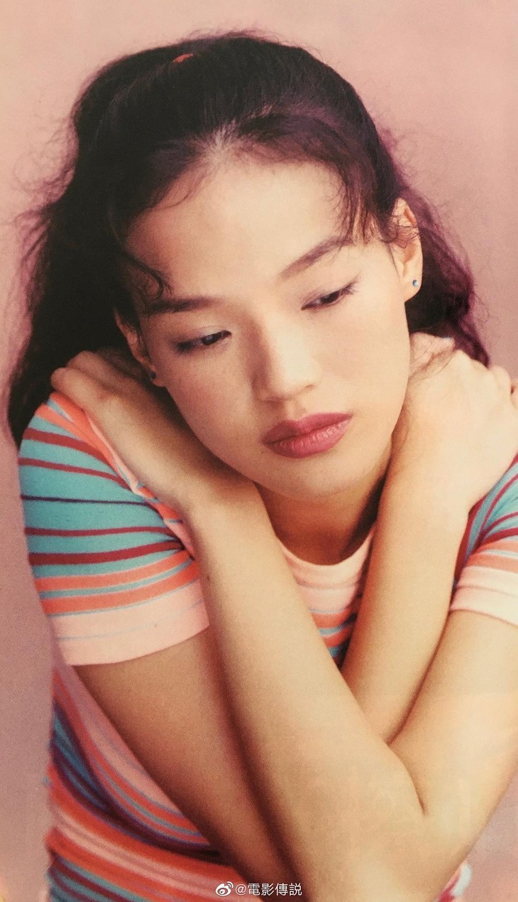 舒淇22年前的广告图对比,怎么都不老的啊!