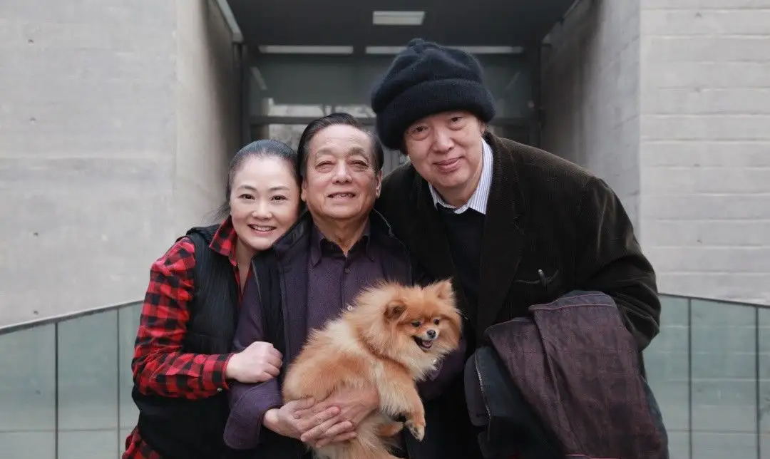 82岁韩美林的婚史图片