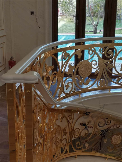 别墅铝合金楼梯护栏 金色雕花楼梯扶手系列一