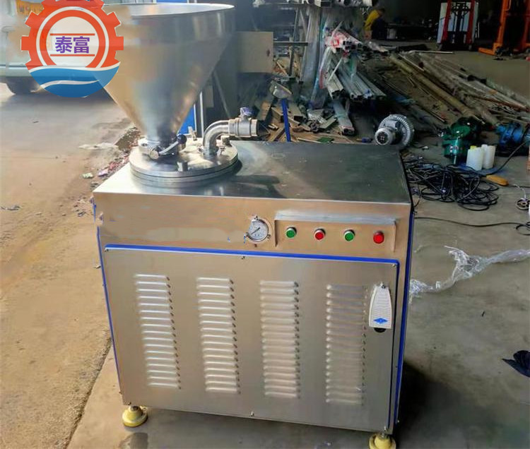 香肠腊肠加工设备哈尔滨红肠灌肠机现货