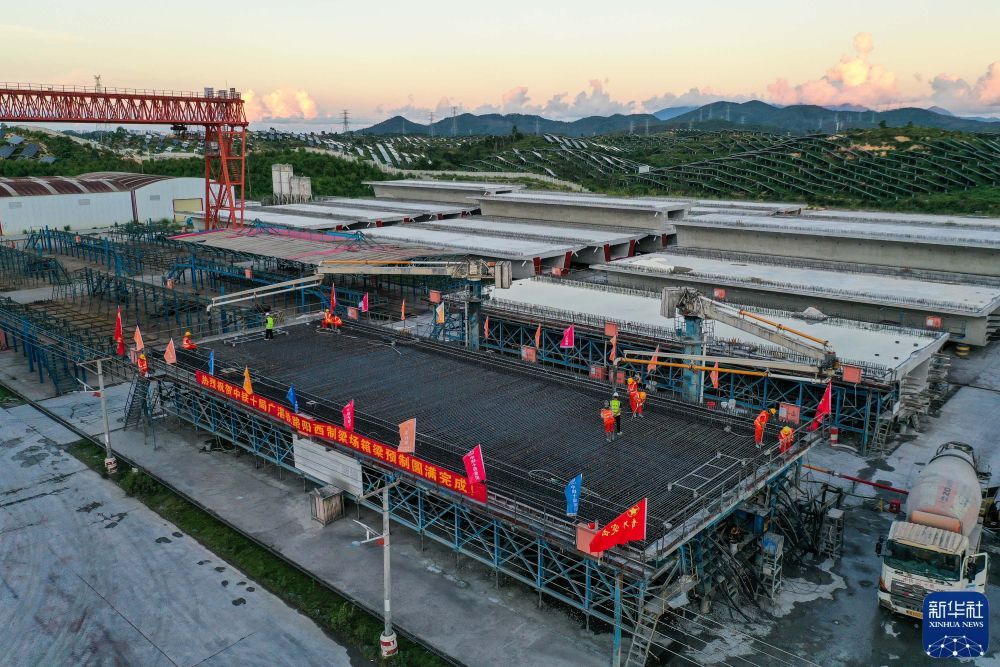 广湛铁路阳江段完成预制梁