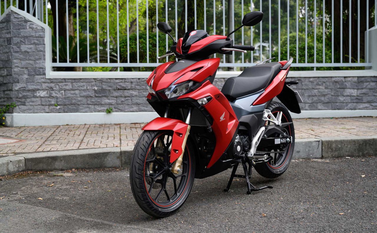 本田胜利者150 winner x 2023 战斗弯梁