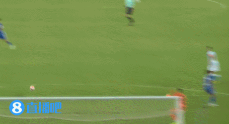 中超武汉三镇对阵广州城比赛结果_中超-宋文杰传射吉列尔梅双响 广州城4-1河北_谢鹏飞戴维森进球时刻