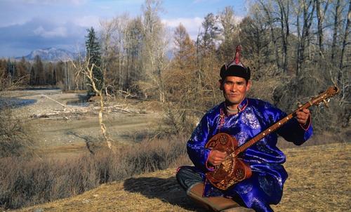 图瓦人可以是蒙古人也可以是突厥人?正确答案是:图瓦其实是地名