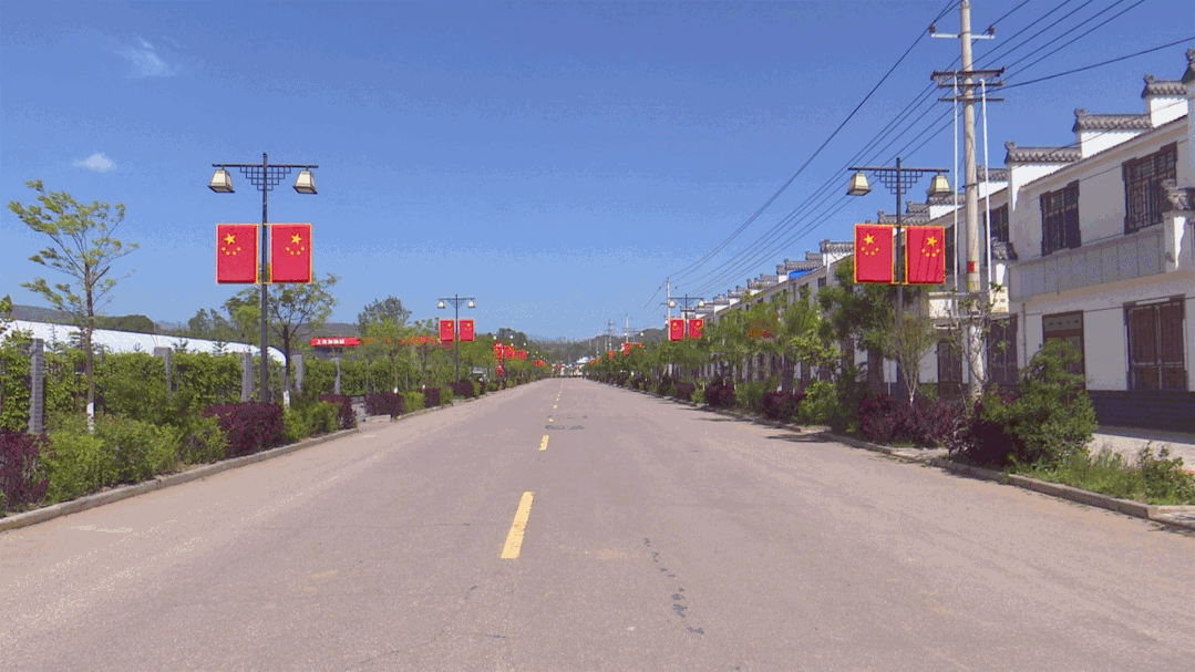 在党史学习教育中,华亭市上关镇坚持做到"规定动作"不走样,有成效,"