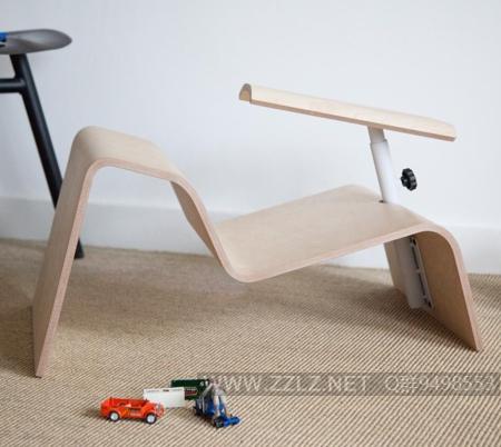 为未来的学校设计的一系列不舒服的椅子,鼓励孩子们不断移动和改变