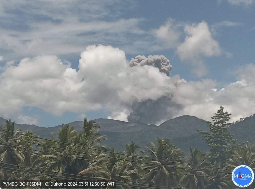 印尼多座火山喷发