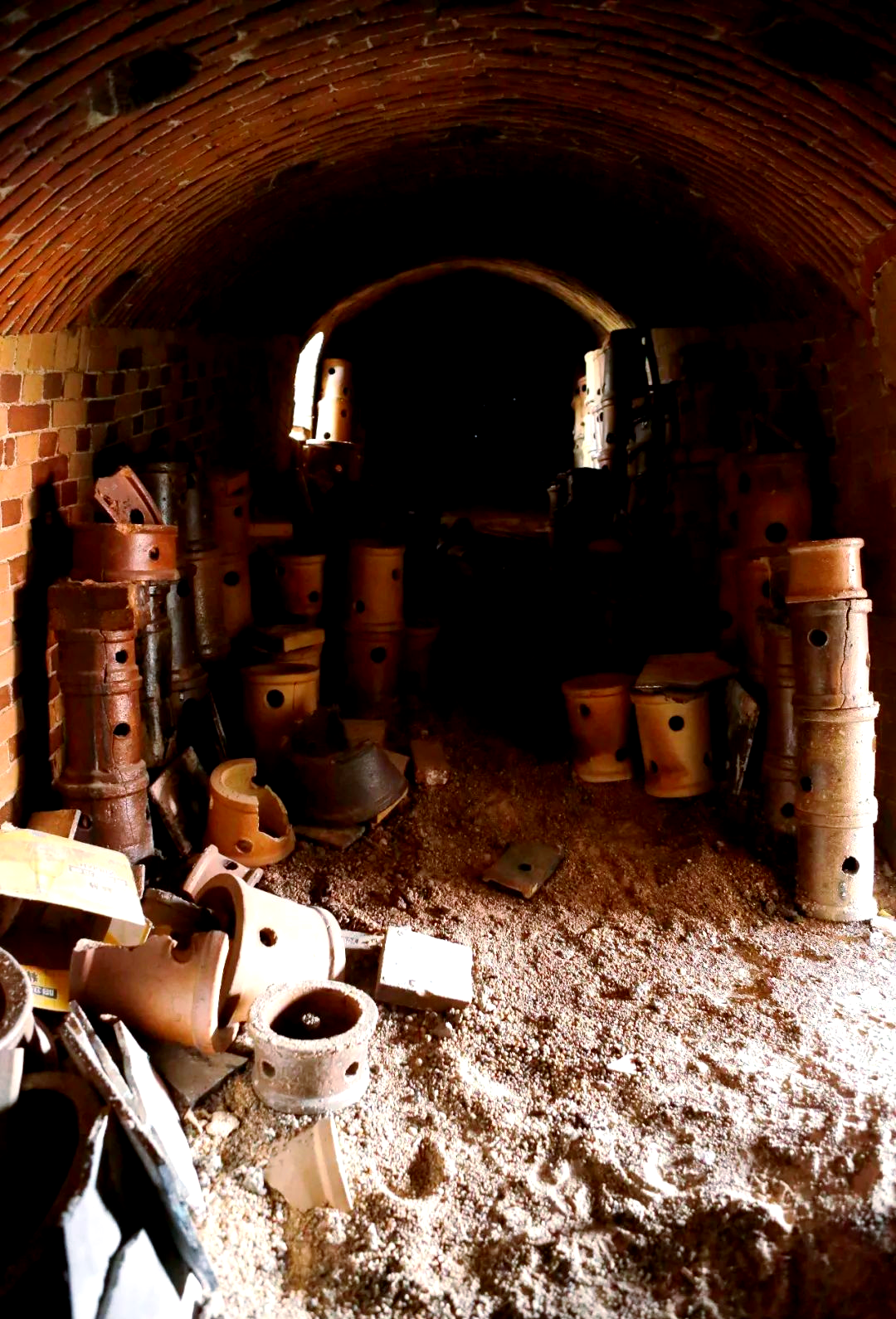 南风古灶:石湾陶瓷文化的百年传承