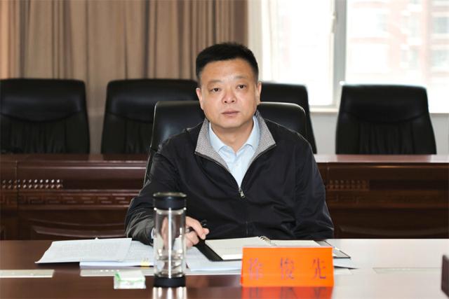 徐俊先到县能源局调研指导工作