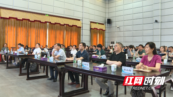 浙大教授陈湘明作客渌江讲坛