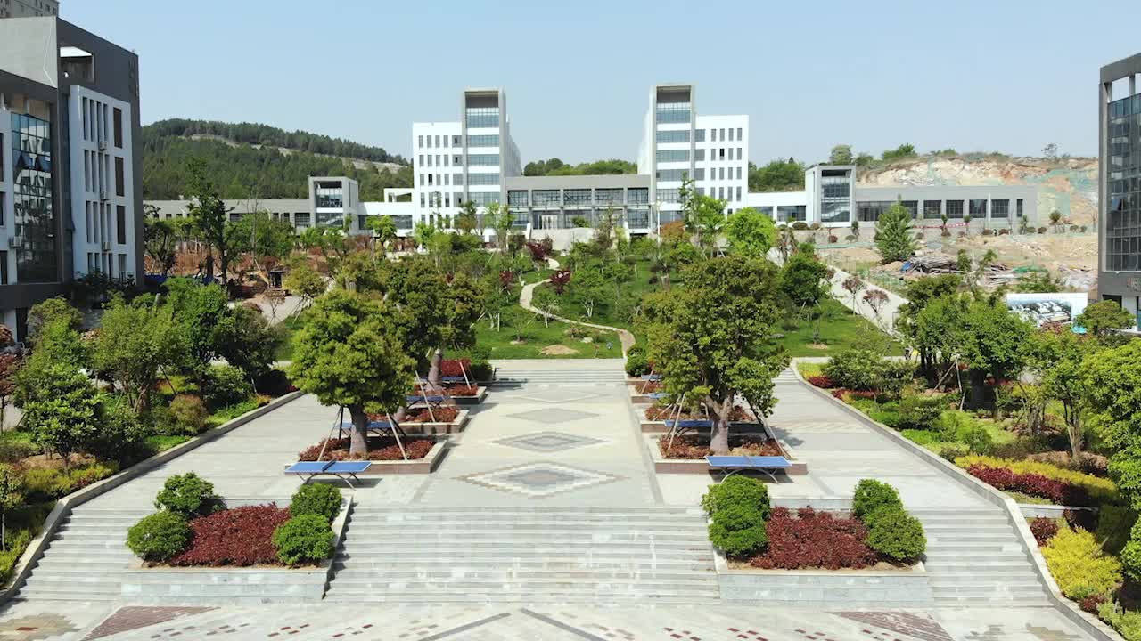 职教新生展风采!枣庄经济学校新生军训圆满落幕