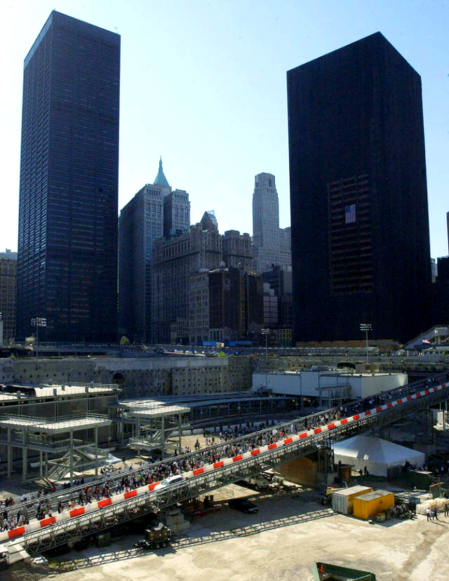 2007年9月10日,纽约世贸中心重建工地上,繁忙而有序的施工景象