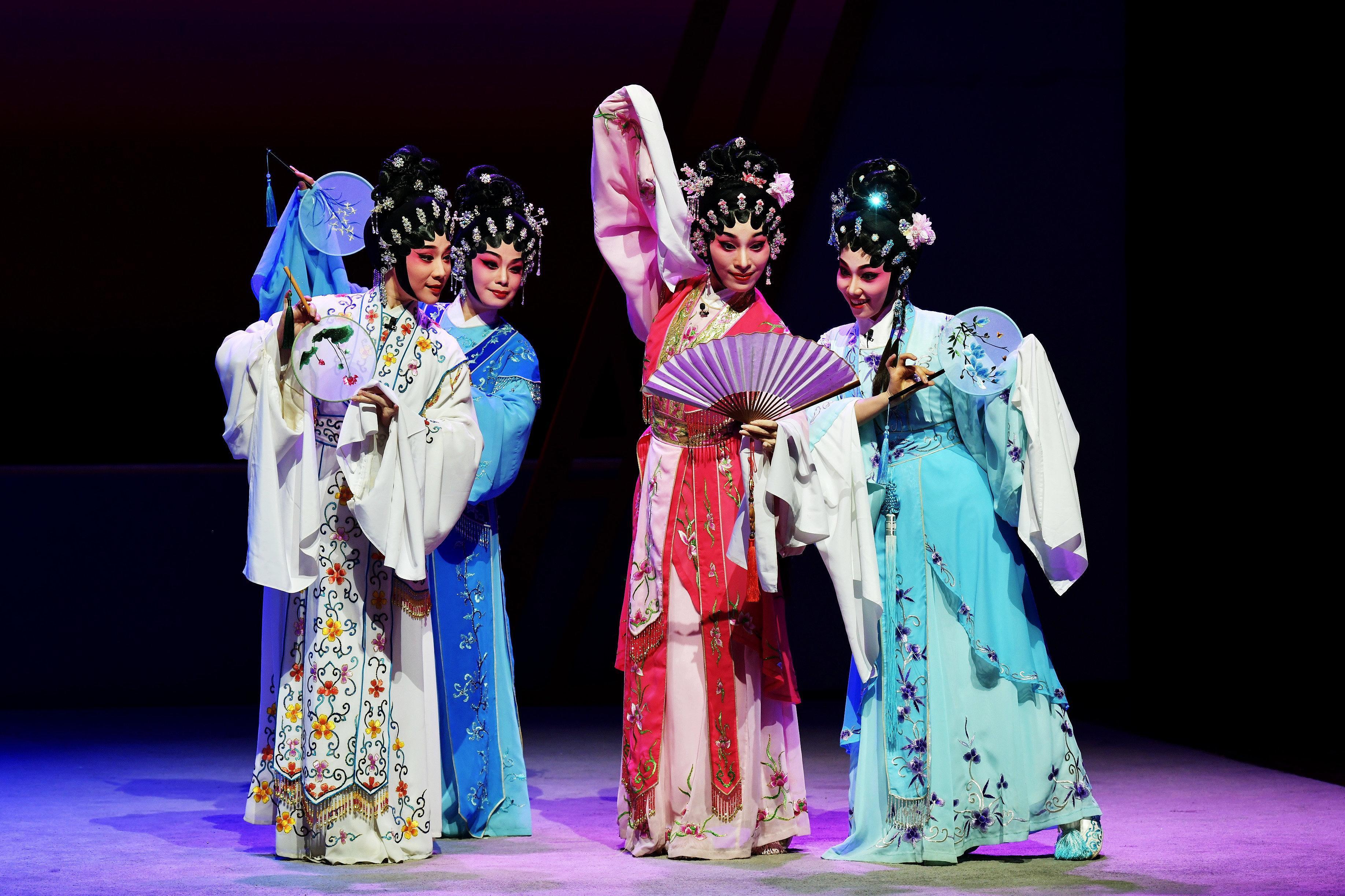 粤剧《桃花扇传奇》在穗公演!"广州市戏剧创作孵化计划"又出新戏