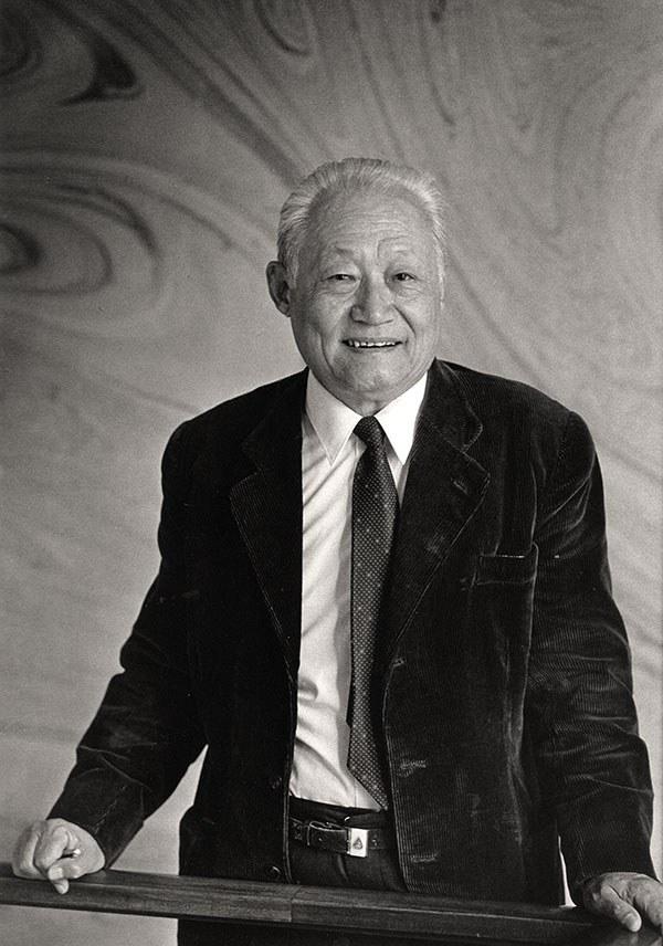 叶君健经典译本《安徒生童话全集》典藏四卷本出版