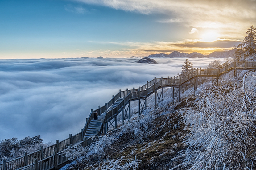 四川玩雪旅游景点图片